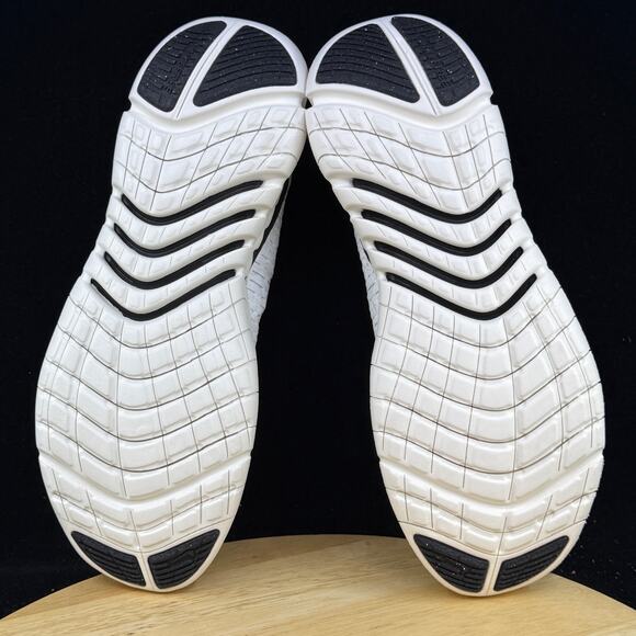 Mens Size 10 Nike Free Run 5.0 White Black Running Shoes CZ1884 010 - Picture 8 of 9